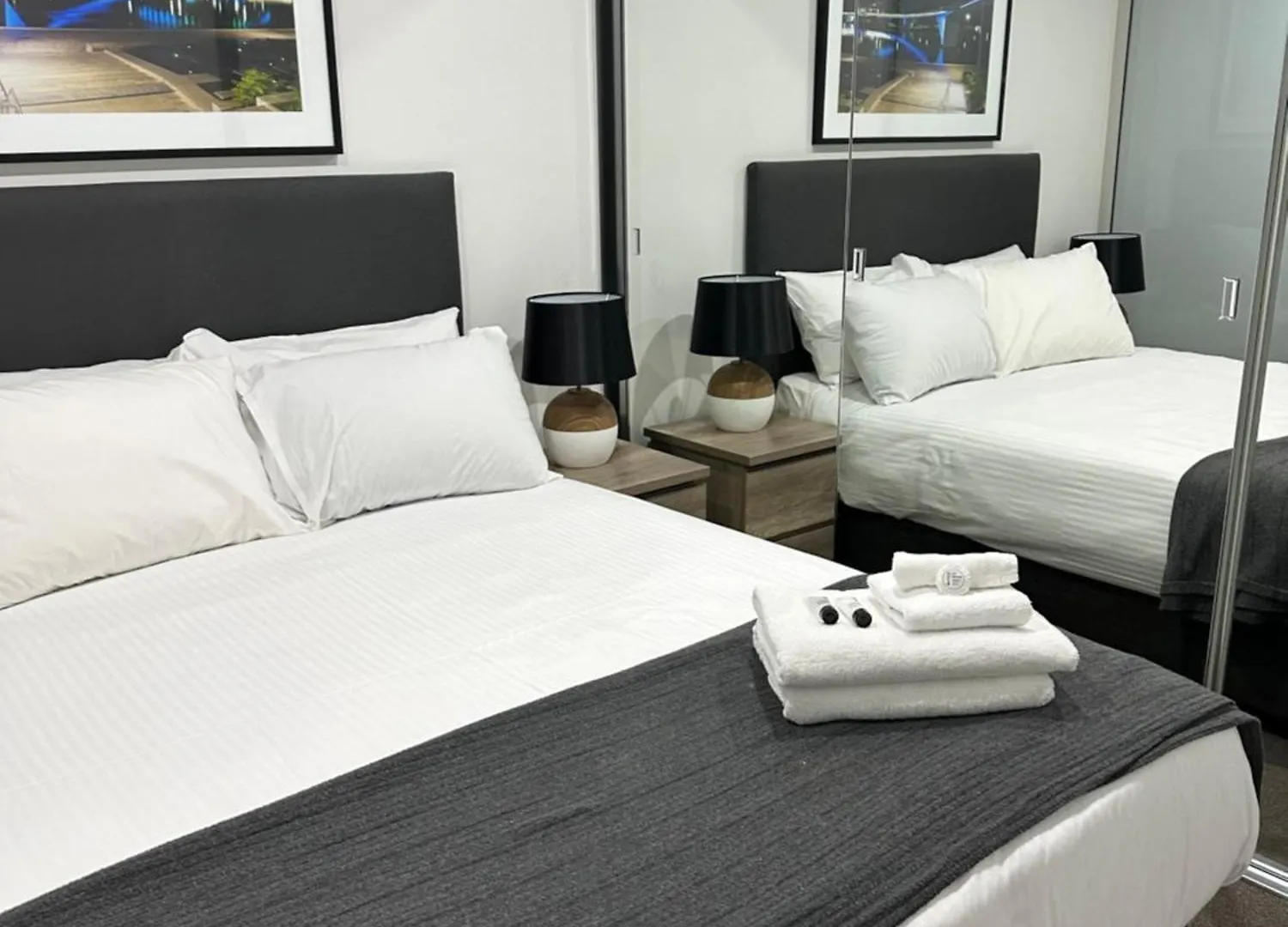 Embassy Apartment 1207 Adelaide